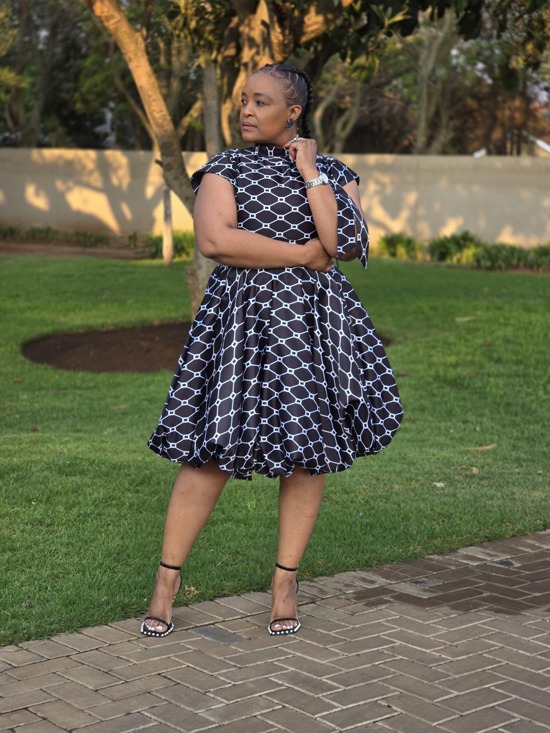 Laubeblanc Geometric tiered Dress ローブブラン 再入荷】Geometric tiered Dress – L'AUBE BLANC