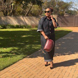 Wide-Leg Barrel Denim